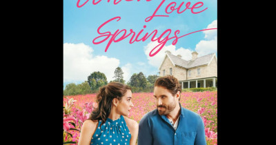 Sinopsis Film When Love Springs (2023): Pacaran Palsu, Eh Jatuh Cinta