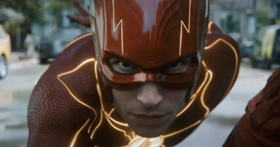 Sinopsis Film The Flash (2023): Ada Batman juga lho