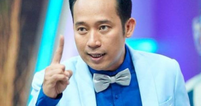 88 Gombalan Maut Deni Cagur yang Sering Kita dengar di Televisi