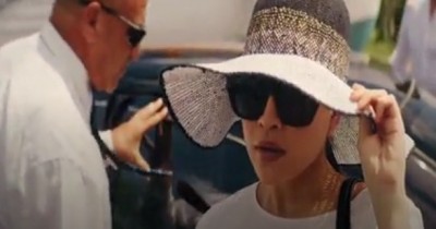 SINOPSIS FILM GREAT WHITE (2021): SERANGAN IKAN HIU KE WISATAWAN